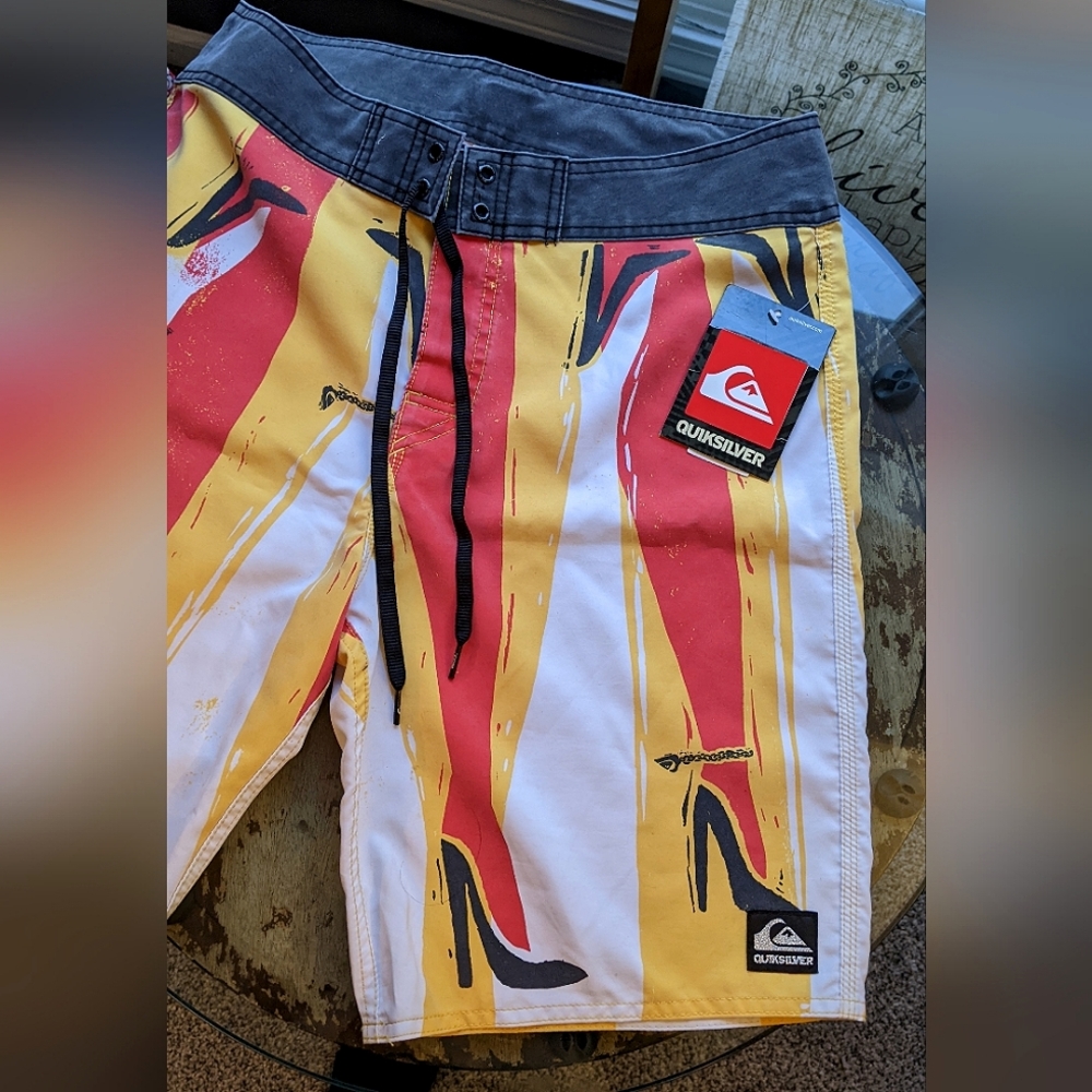 Quicksilver swim trunks shorts